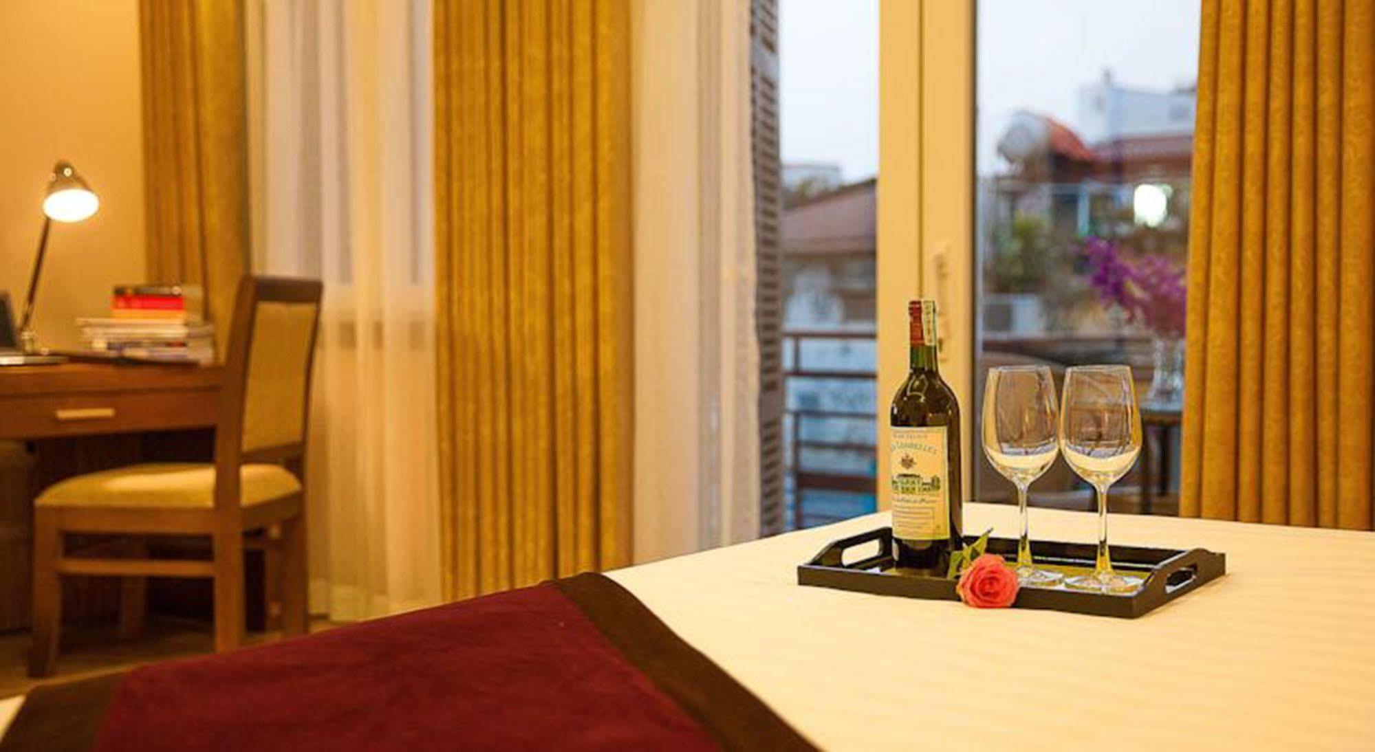 La Palm Hotel Hanoi Buitenkant foto